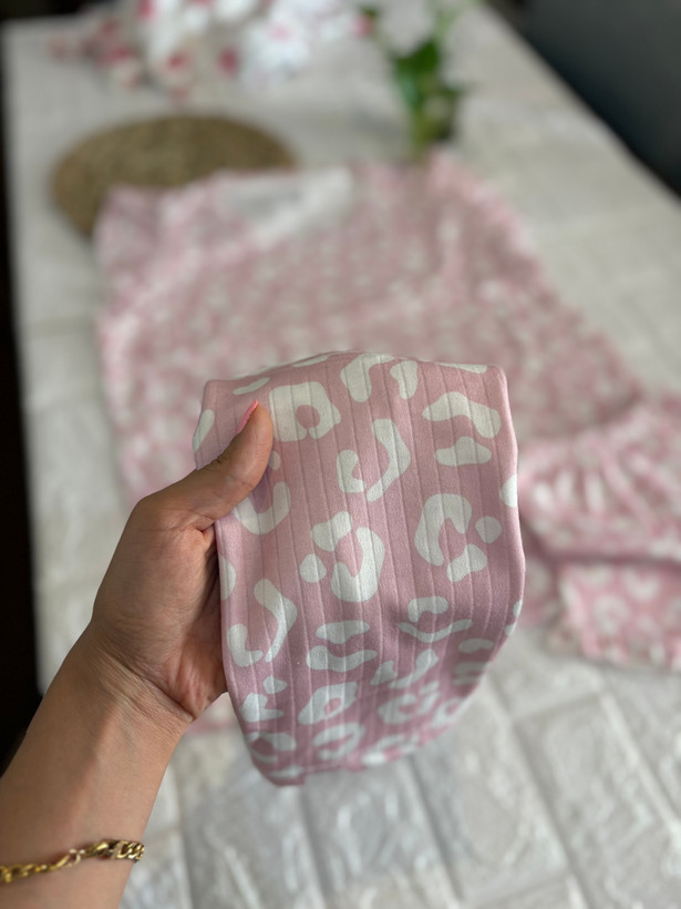 تاپ و شلوارک چین دار مادر و کودک